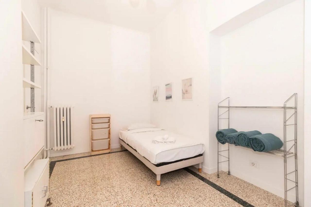 New! Cit Turin Elegant Apt With Parking Exterior photo